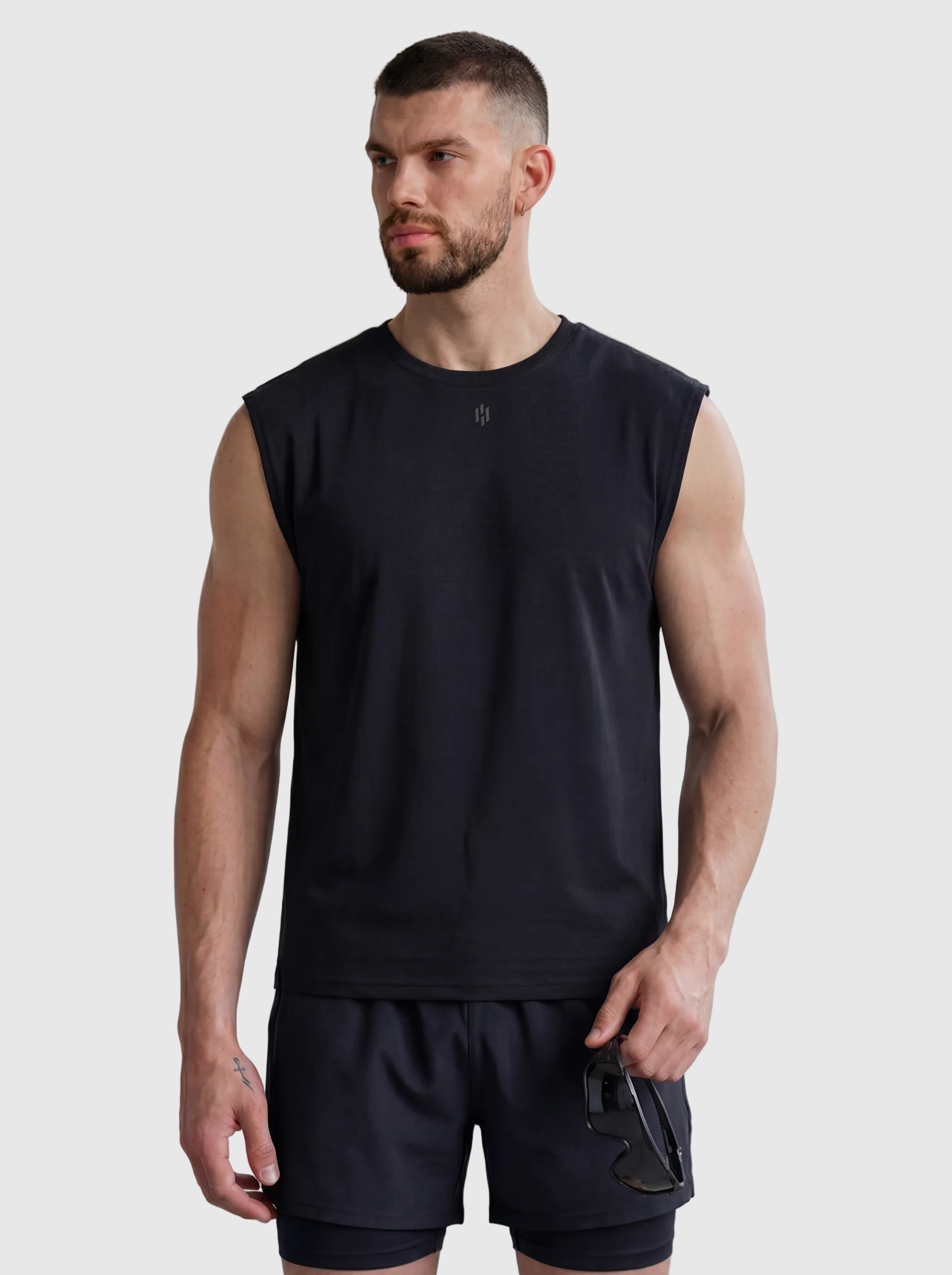 EQUINOX SLEEVLESS TANKTOP