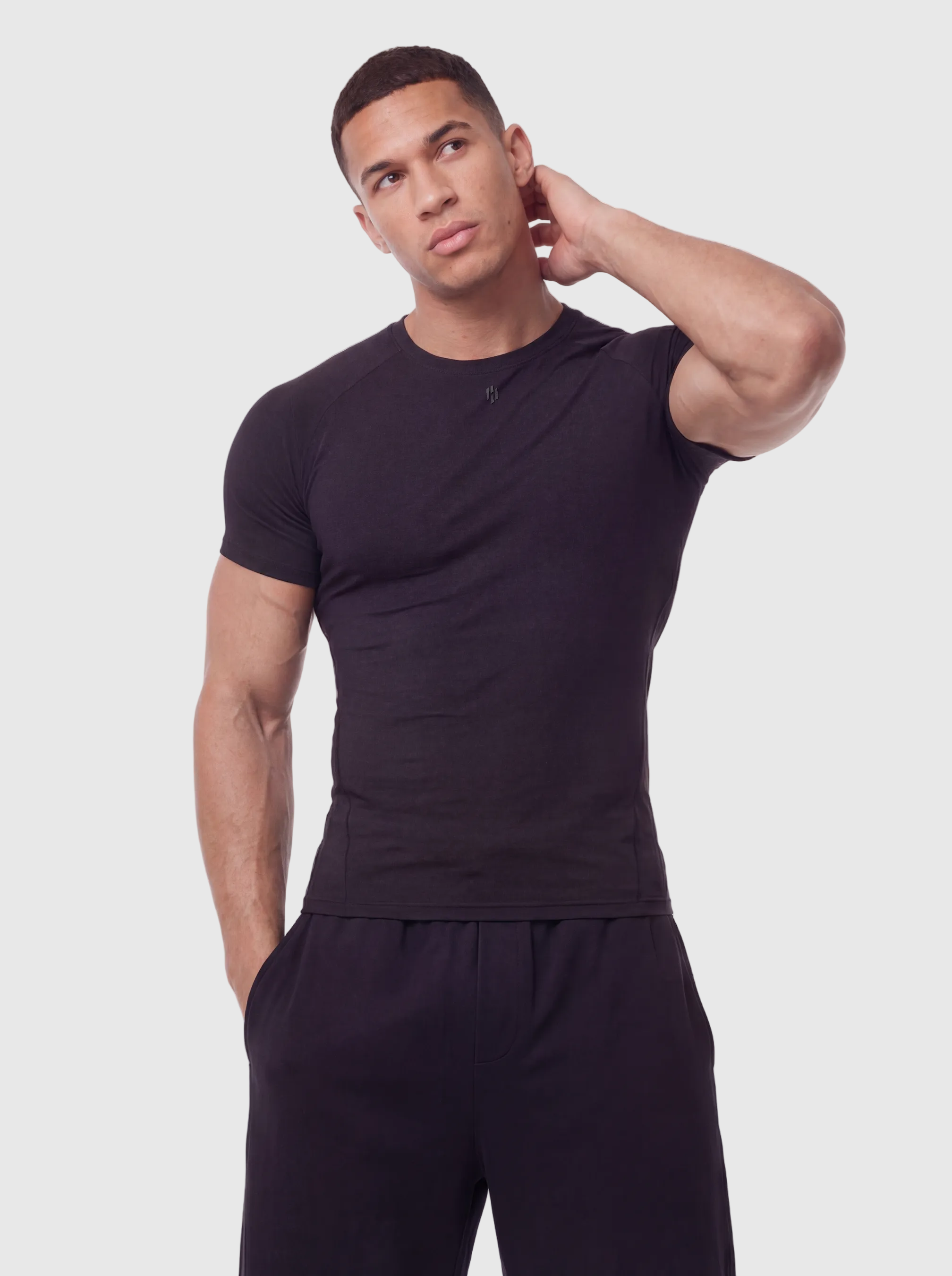 Equinox Muscle-Fit Compression - Black