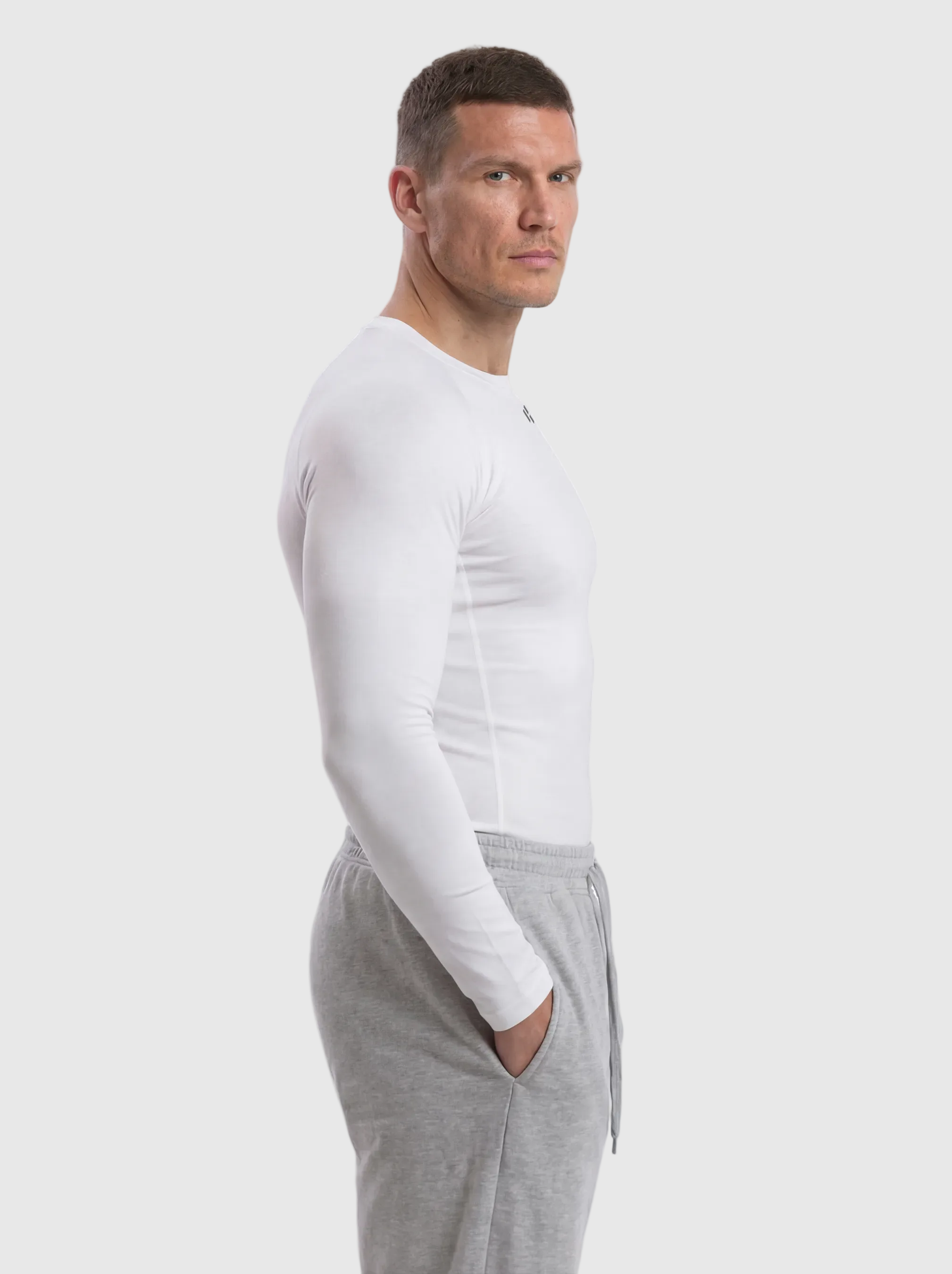 Equinox Muscle-Fit Long-Sleeve Compression - White