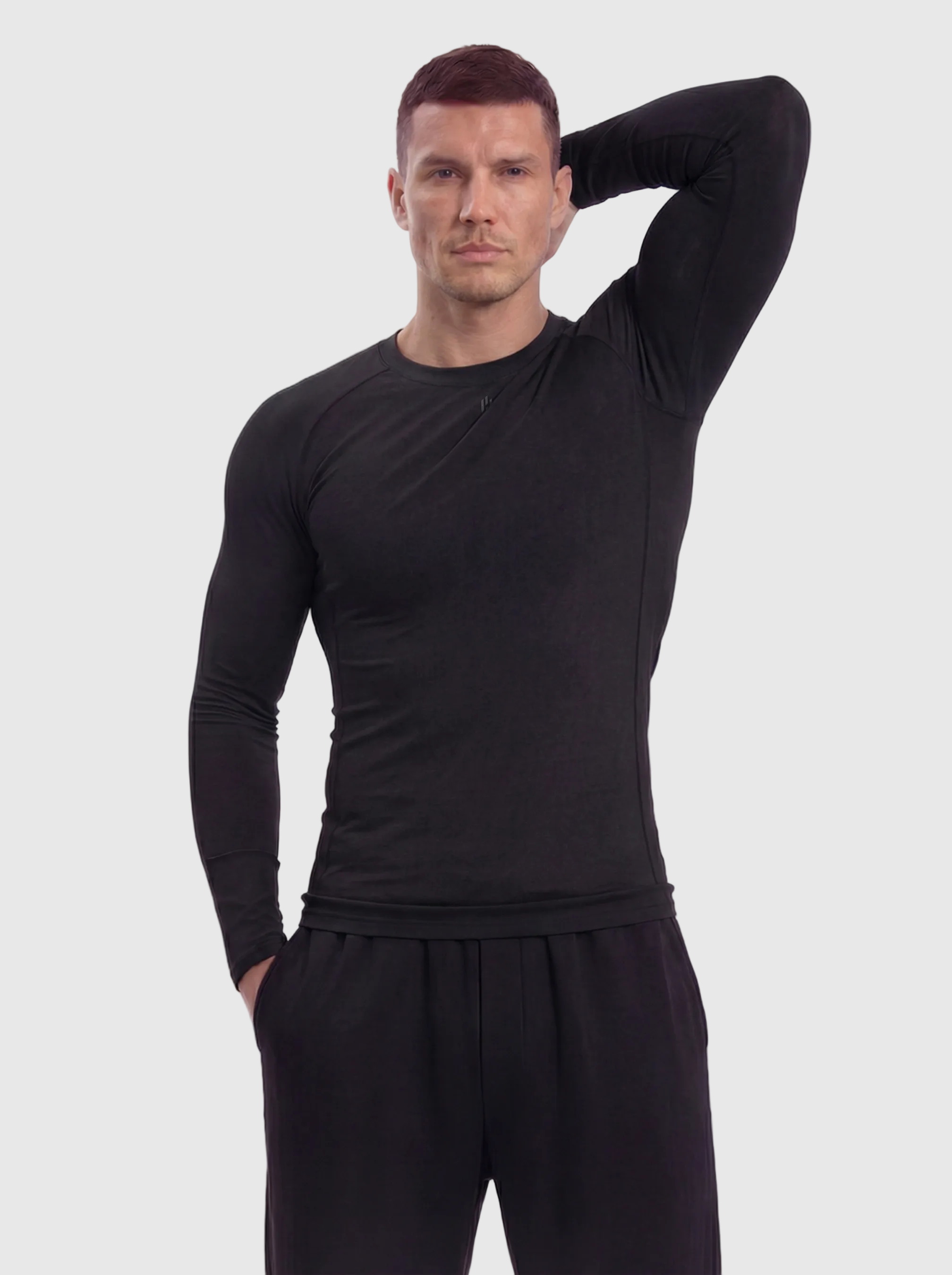 Equinox Muscle-Fit Long-Sleeve Compression - black