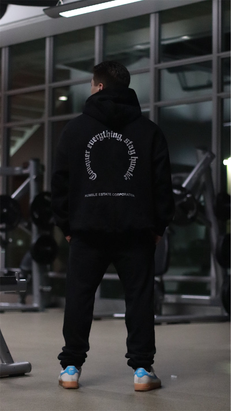 CONQUER HOODIE—black