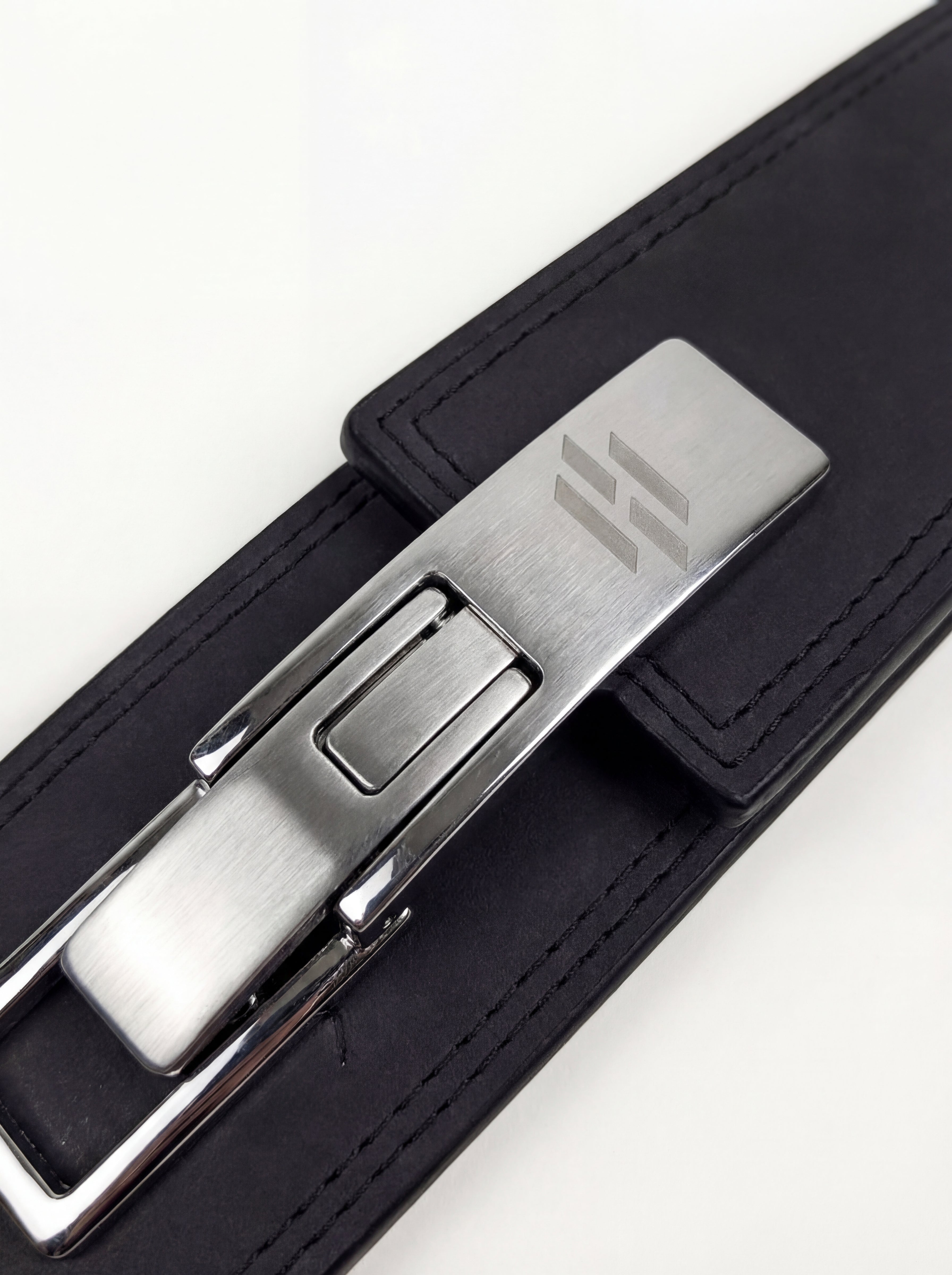 BLACK LEATHER LIFTING BELT